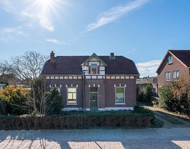 6-kamerhuis te koop in Goudswaard – Molendijk, Goudswaard Woonkern