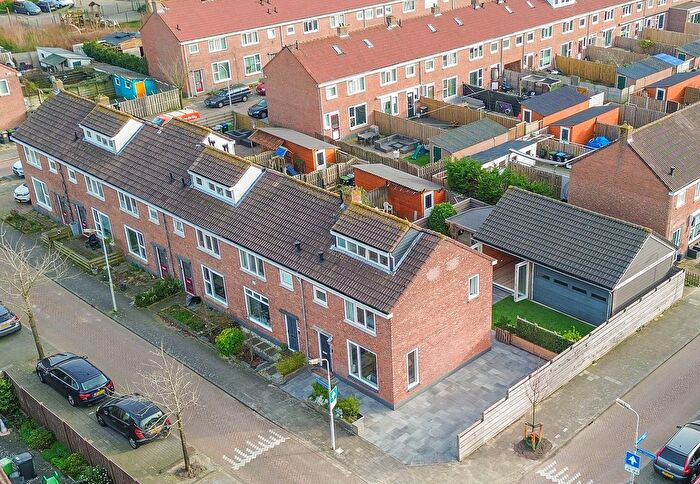 5-kamerhuis te koop in Wormerveer Noord, Wormerveer
