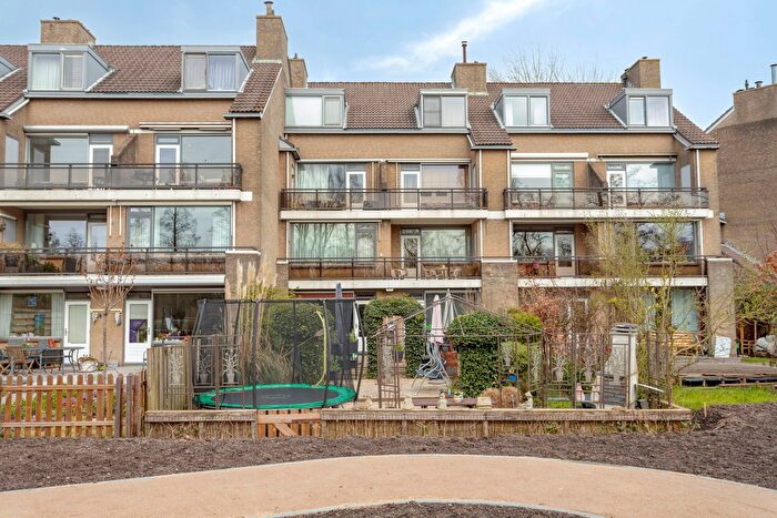 4-kamerappartement te koop in Gouda – Anna van Hensbeeksingel, Boerhaavekwartier
