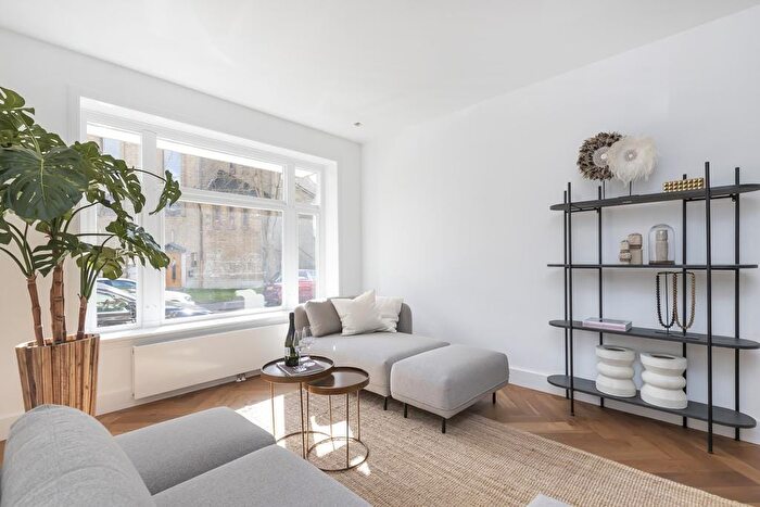 Koop en Huur Huizen - 3