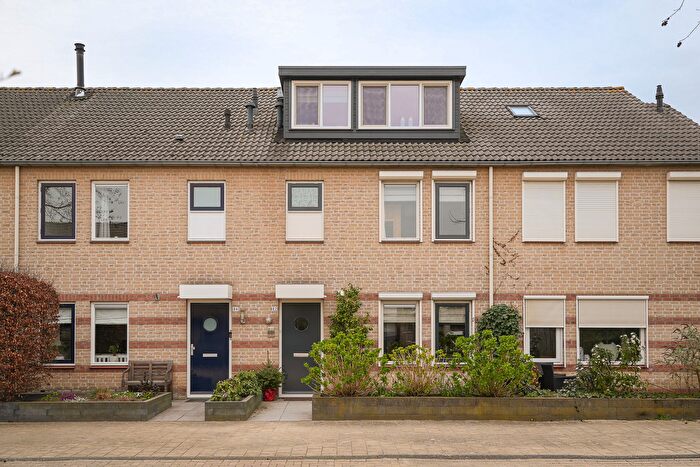 5-kamerhuis te koop in Wijk, Wijk en Aalburg