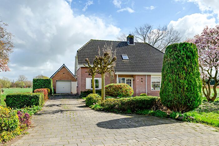 5-kamerhuis te koop in Buitengebied Almkerk noord, Almkerk