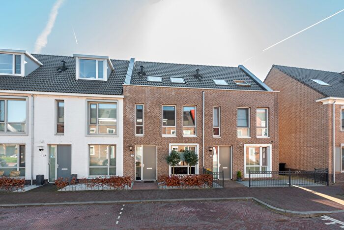 5-kamerhuis te koop in Het Dorpshart, Hoef en Haag