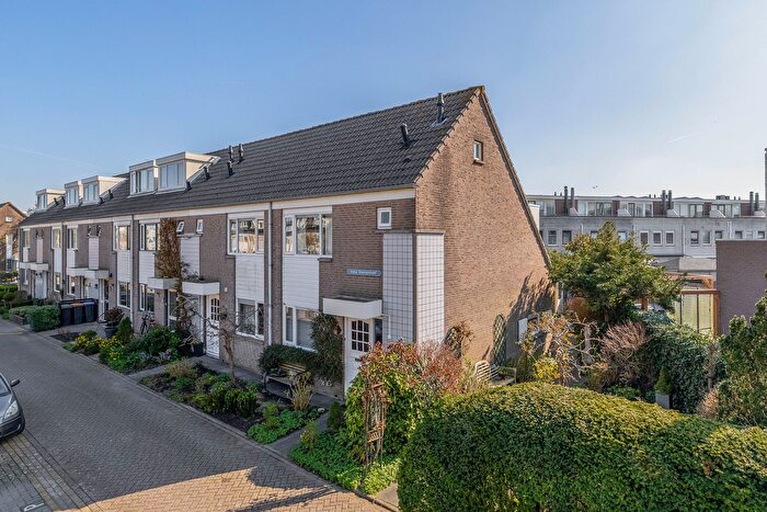 5-kamerhuis te koop in Vrouwenpolder, Lisse