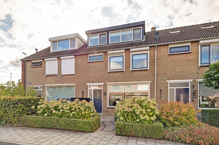 6-kamerhuis te koop in Nieuw-Beijerland Woonkern, Nieuw-Beijerland
