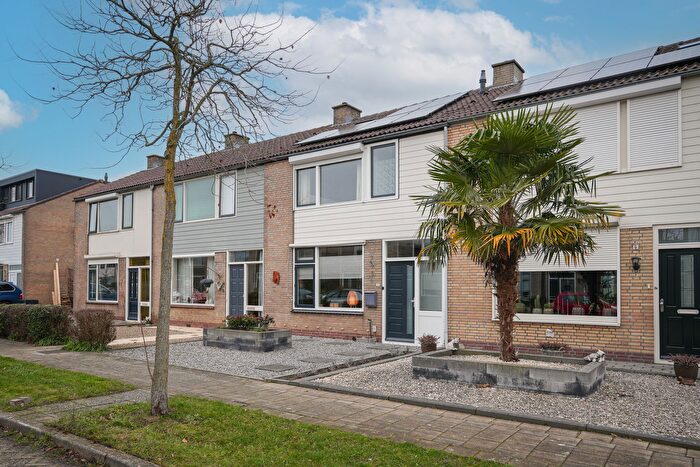 6-kamerhuis te koop in Wijk, Wijk en Aalburg