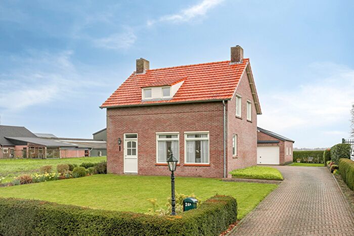 5-kamerhuis te koop in Oost West en Middelbeers – Voorteindseweg, Verspreide huizen Middelbeers