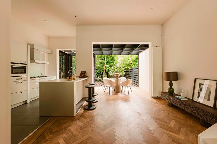 5-kamerappartement te koop in Amsterdam – Vrijheidslaan, Kromme Mijdrechtbuurt