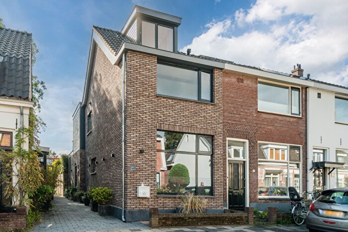 4-kamerhuis te koop in Zeist – Hortensialaan, Centrumschil-Noord