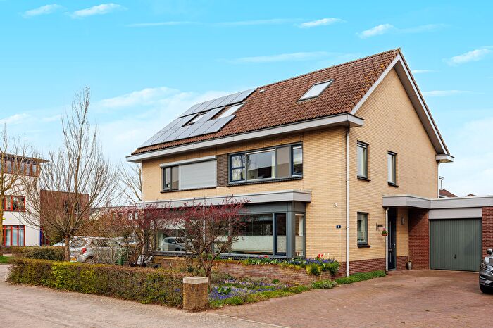 4-kamerhuis te koop in Nijmegen – Wetsteenstraat, Oosterhout