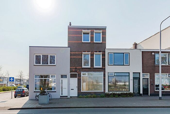 5-kamerhuis te huur in Zeeheldenbuurt, IJmuiden