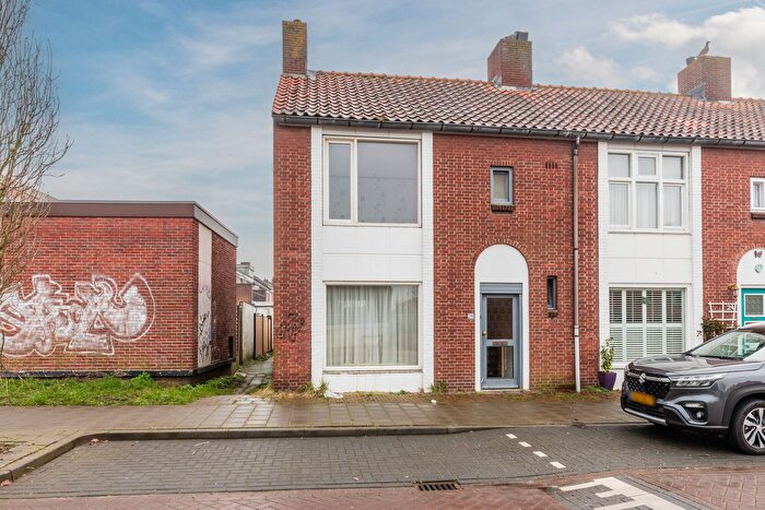 4-kamerhuis te koop in Gageldonk-West, Bergen op Zoom