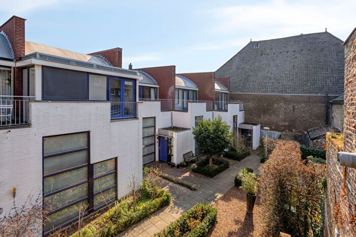 4-kamerhuis te koop in Kommelkwartier, Maastricht