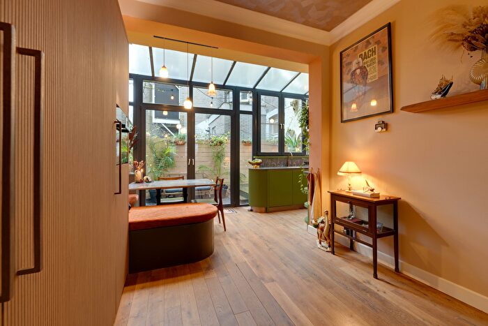 Koop en Huur Huizen - 3