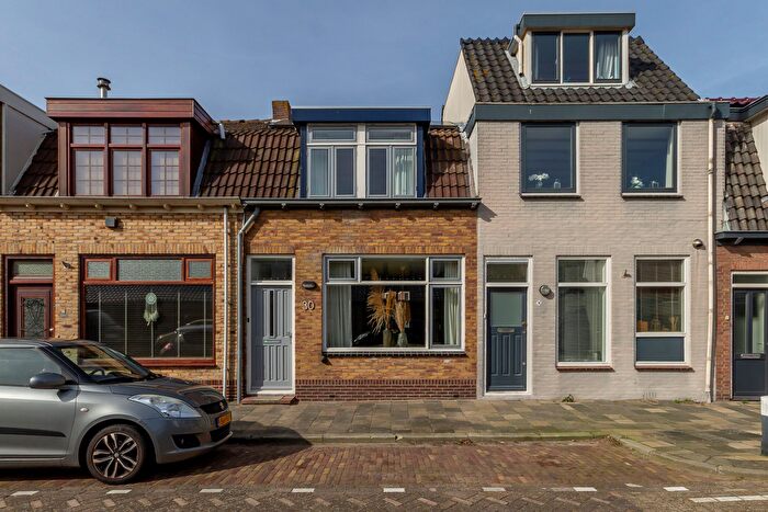 4-kamerhuis te koop in Den Helder – Molenstraat, Oostsloot