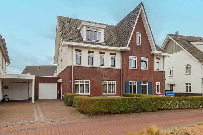 6-kamerhuis te koop in Mossenest Noord, Noordwijkerhout