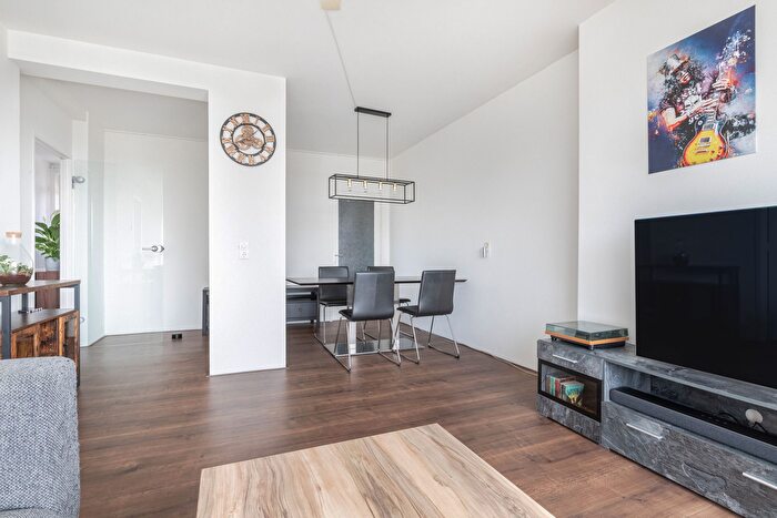 3-kamerappartement te koop in Luchiesland Zuid, Assen