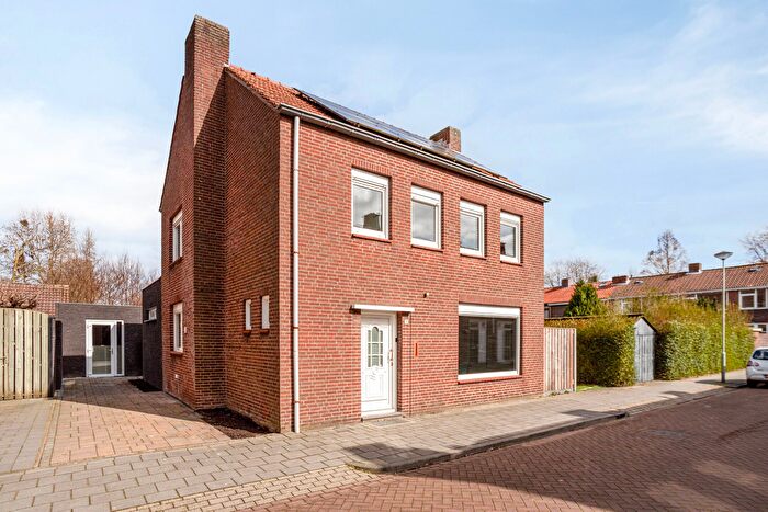 10-kamerhuis te koop in Panningen-Zuid, Panningen