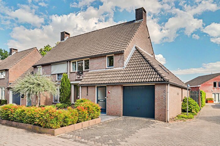 4-kamerhuis te koop in Hapert Oost, Hapert