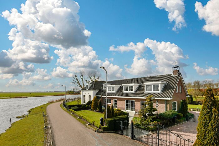 5-kamerhuis te koop in Verspreide huizen langs De Bullewijk en De Hole, Ouderkerk aan de Amstel