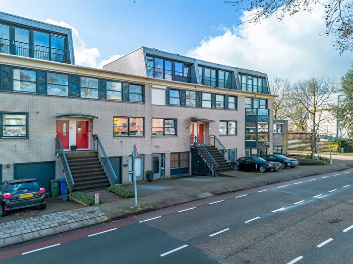 6-kamerhuis te koop in Paddenstoelenbuurt, Amersfoort