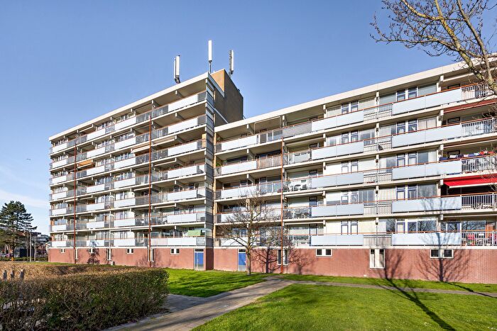 3-kamerappartement te koop in De Vogelwijk, Leiderdorp