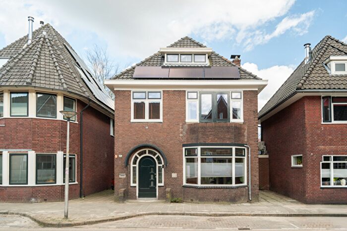 6-kamerhuis te koop in Velve-Lindenhof, Enschede