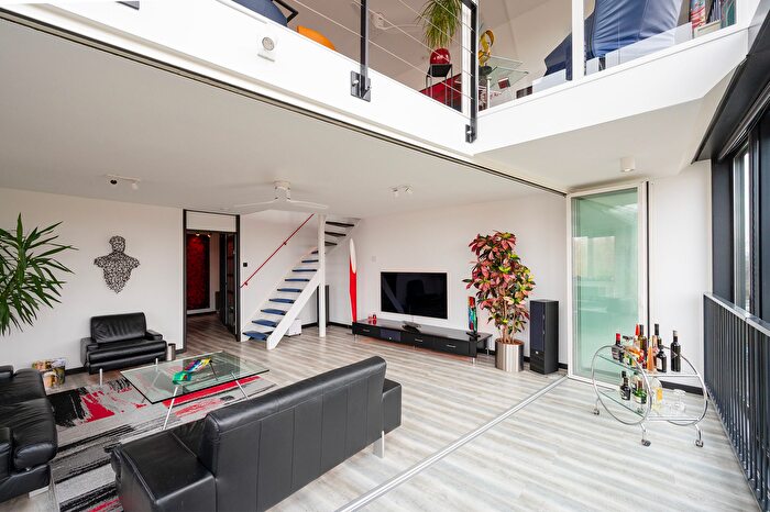 3-kamerappartement te koop in Eilandenbuurt Oost, Almere