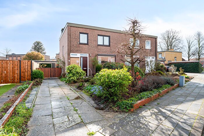 8-kamerhuis te koop in Munstergeleen, Munstergeleen