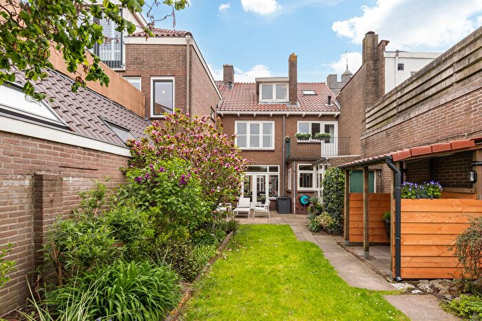 6-kamerhuis te koop in Vianen (UT) – Voorstraat, Vianen binnenstad