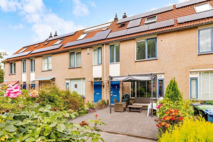 4-kamerhuis te koop in Almere – Wipmolenweg, Molenbuurt West
