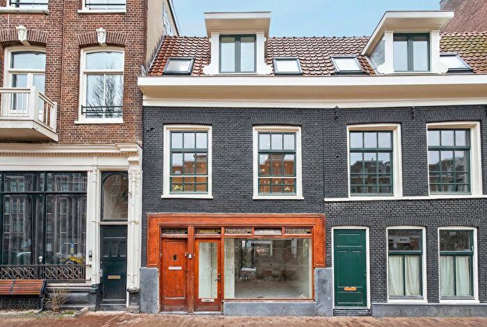 1-kamerappartement te koop in Amsterdam – Overtoom, Vondelparkbuurt-West
