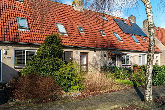 6-kamerhuis te koop in Camminghaburen-Midden, Leeuwarden