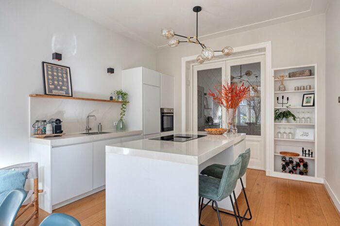 3-kamerappartement te huur in Rotterdam – Oostzeedijk, Struisenburg