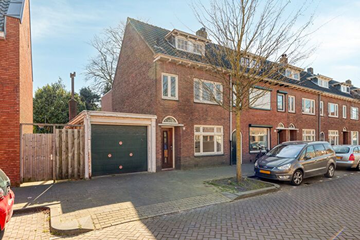 5-kamerhuis te koop in Hoefstraat Zuid, Tilburg