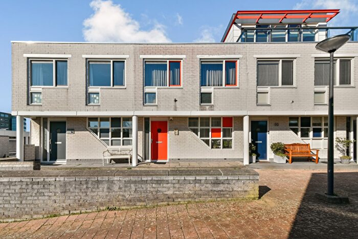 5-kamerhuis te koop in Vlaardingen – Carry Pothuiskade, Vaart Noord