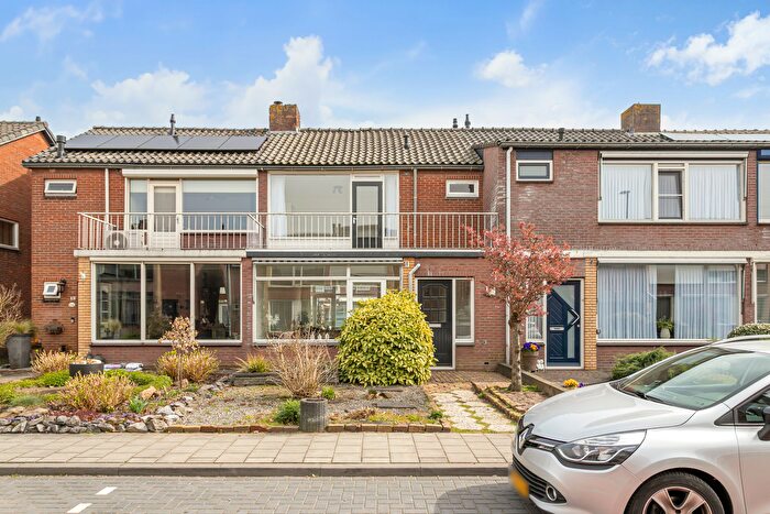 4-kamerhuis te koop in Dorst, Dorst