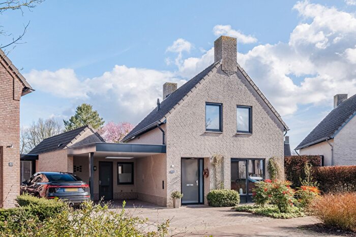 5-kamerhuis te koop in Lage Mierde, Lage Mierde
