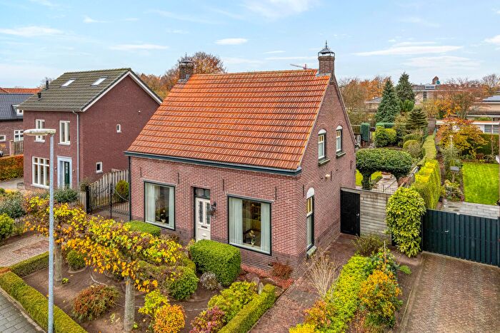 8-kamerhuis te koop in Veldhoven – Kapelstraat-Noord, Zeelst