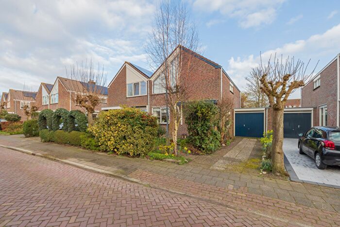 6-kamerhuis te koop in Staatsliedenbuurt, Hillegom