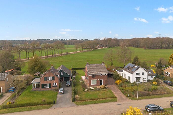 6-kamerhuis te koop in Almen – van Wassenaerlaan, Almen