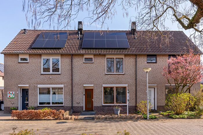 6-kamerhuis te koop in Oss – Seringenhof, Kortfoort
