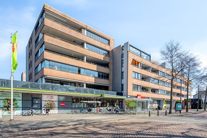 4-kamerappartement te koop in Beverwijk – Hilbersplein, Kuenenplein