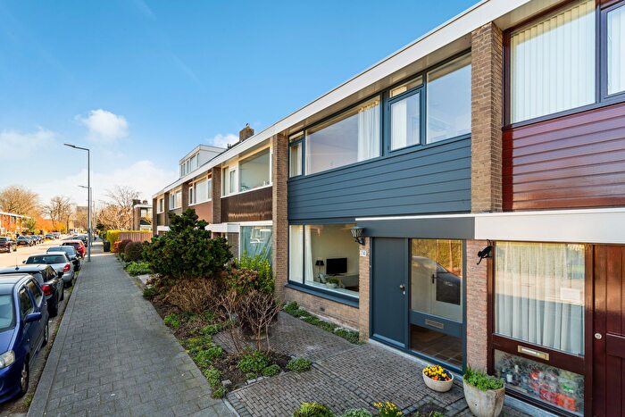 4-kamerhuis te koop in Rotterdam – Van Bassenstraat, Het Lage Land