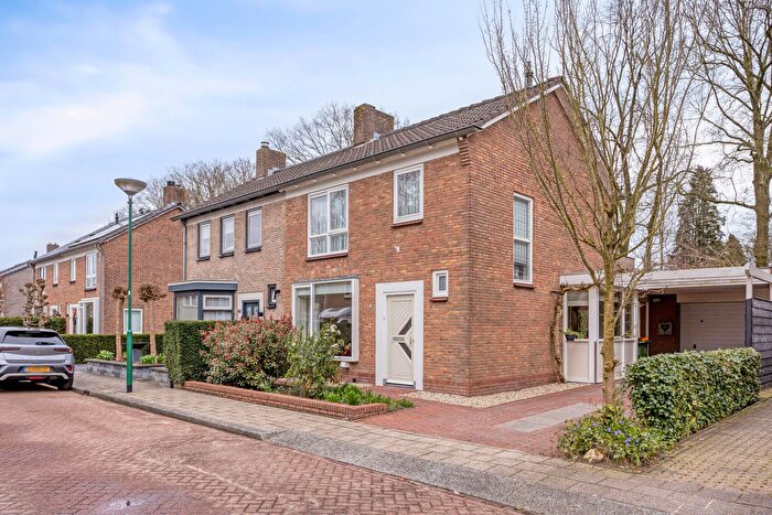 4-kamerhuis te koop in Veenendaal – Van Hogendorpstraat, Franse Gat