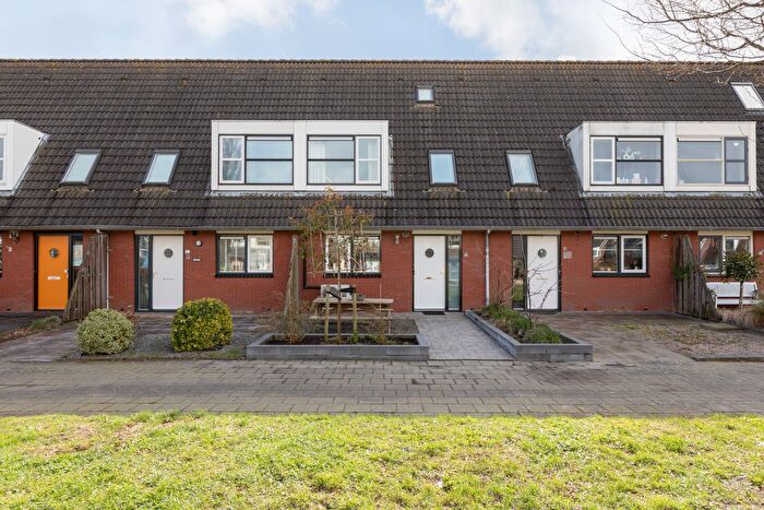 5-kamerhuis te koop in Duinterpen, Sneek