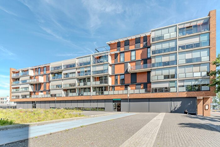 3-kamerappartement te koop in Waalwijk – St. Jansplein, Centrum