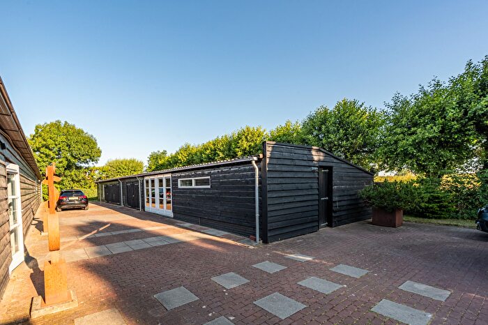 Koop en Huur Huizen - 3