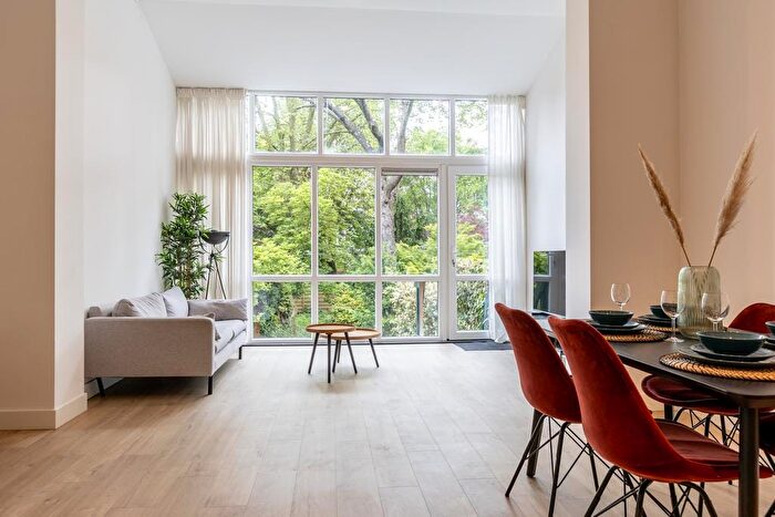 2-kamerappartement te koop in Rotterdam – Mathenesserlaan, Middelland