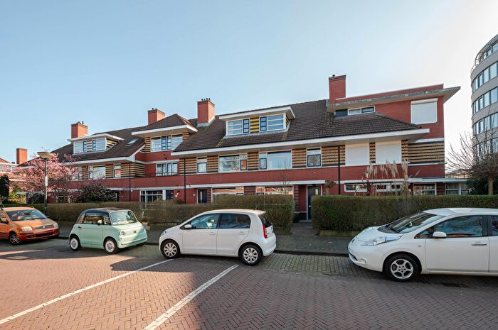 6-kamerhuis te koop in Den Haag – Treslonglaan, Parkbuurt oosteinde